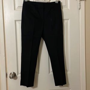 Womens Size 2, Black, Ann Taylor Crop Pants